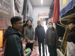 艺术云顶国际yd333深入员工宿舍开展走访慰问