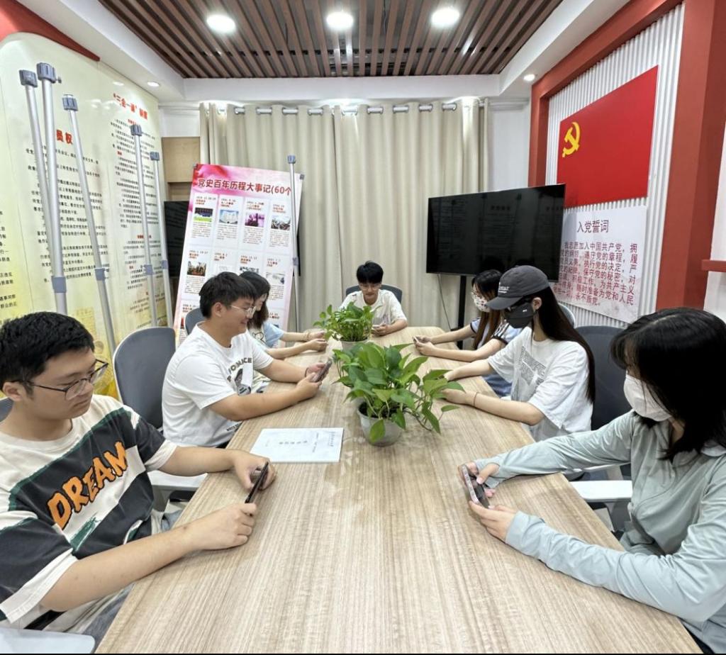 学廉洁党课，强信仰之基